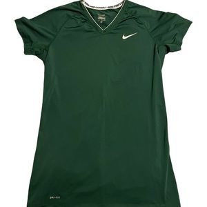 Nike Women’s size medium in very nice condition